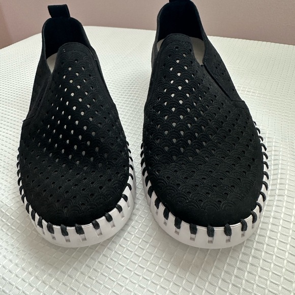 SOLD Ilse Jacobsen Tulip Slip On black perforated Sneakers Size 38 US 7.5 / 8 - Picture 4 of 5